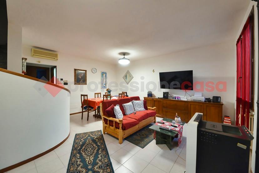 Villa a schiera in Via Magenta 2, Paderno Dugnano — foto 2 di 5