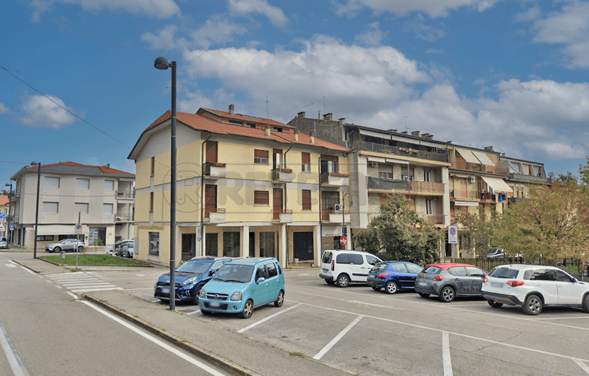 Appartamento in Piazza G. Mazzini 26, Trissino — foto 3 di 5