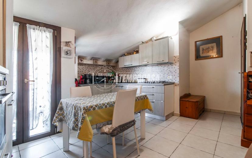 Trilocale in Via Concordia 2/34, Lurago Marinone — foto 2 di 5