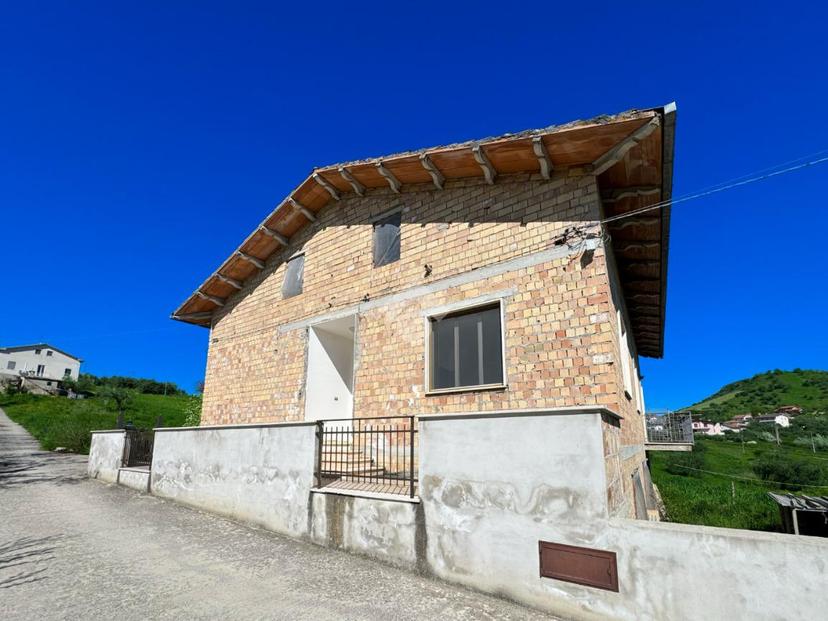 Casa indipendente in Contrada Santa Maria Casoria 13, Bucchianico — foto 2 di 5