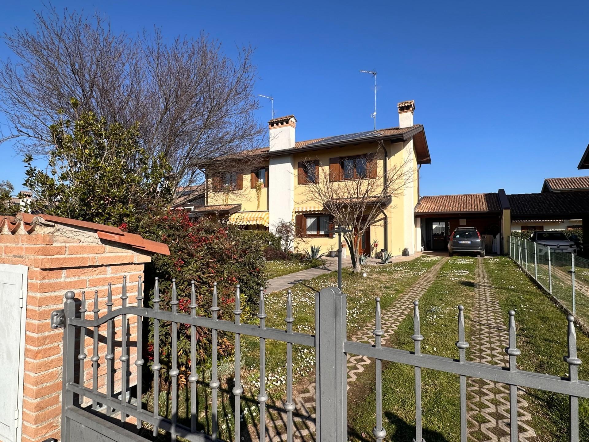 Terratetto plurifamiliare in Via Padre David Maria Turoldo 14, Bertiolo