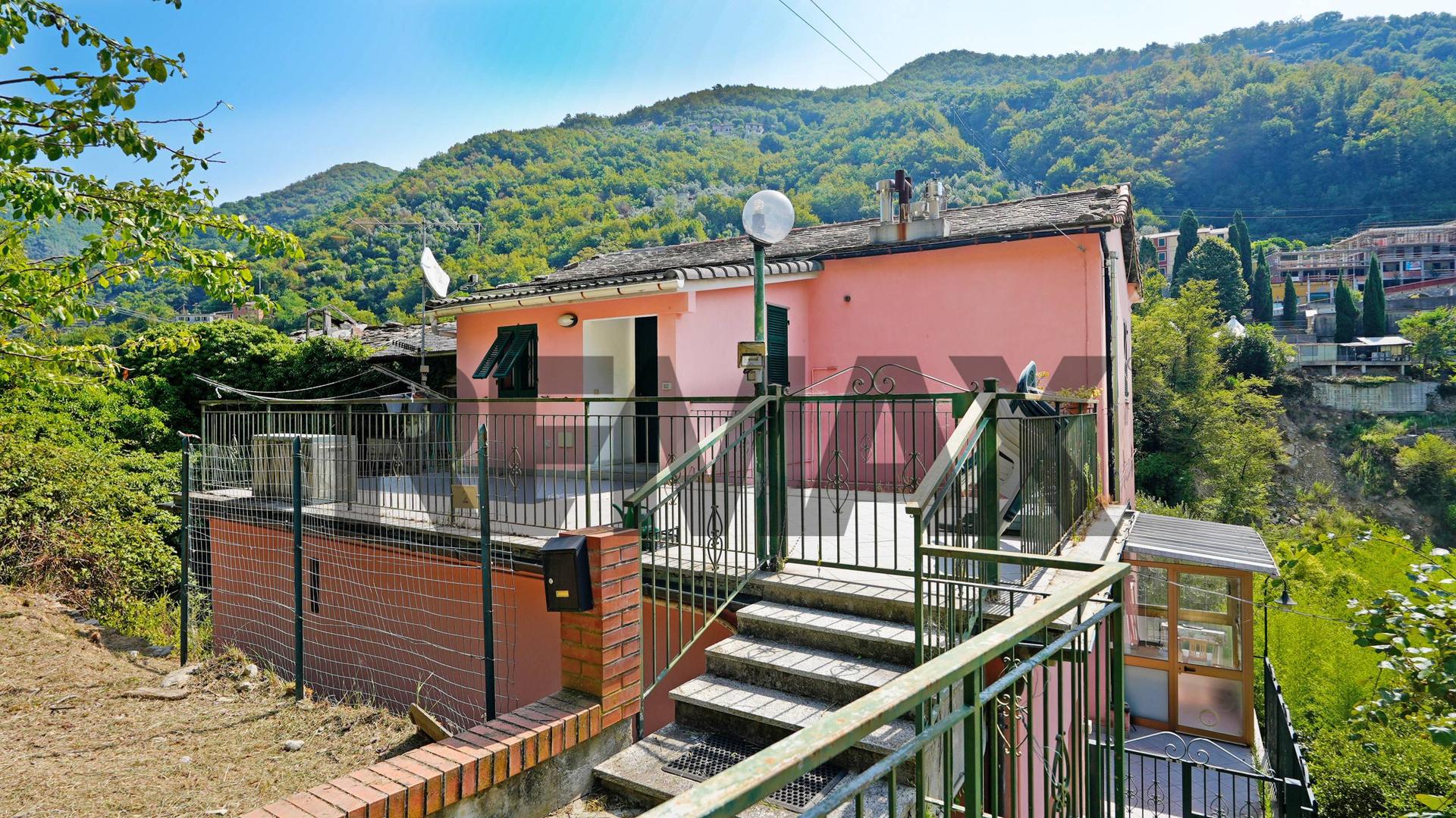 Villa, Avegno