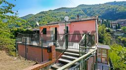 Villa, Avegno