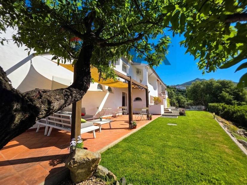 Villa in Via Araucarie 1, Quartu Sant'Elena — foto 3 di 5