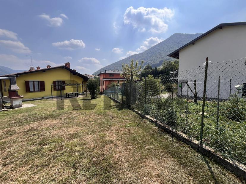Villa in Via Andrea d\'Albino 30, Albino — foto 4 di 5