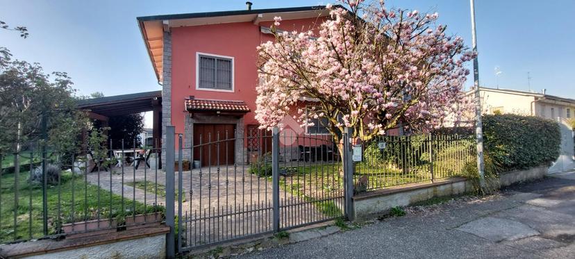 Villa in Via Anna Frank 16, Landriano — foto 3 di 5