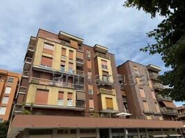 Trilocale in Via San Rocco 32, Monza