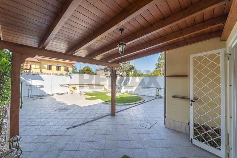 Villa in Via Svetonio 25, Guidonia Montecelio — foto 5 di 5