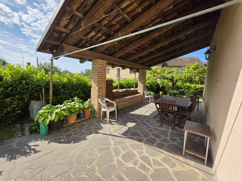 Casa indipendente in Frazione San Giulio 120, San Damiano d'Asti — foto 3 di 5