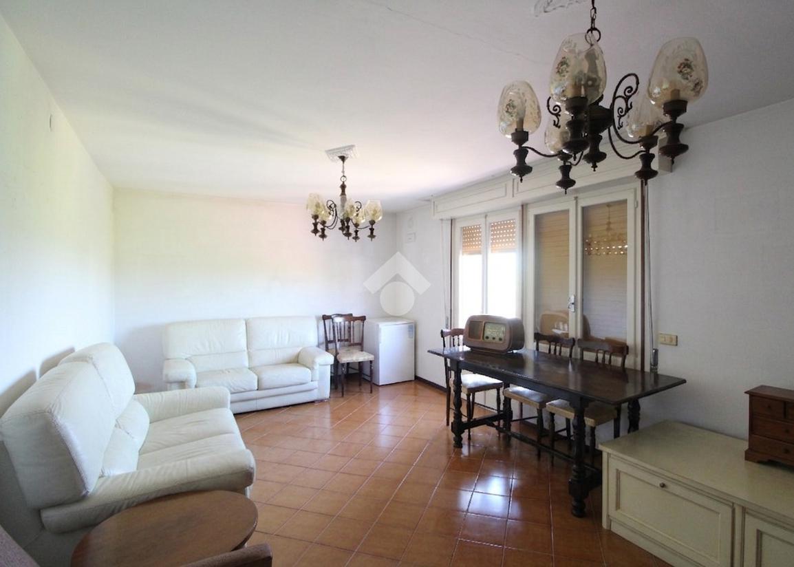 Casa indipendente in Strada Lodrignano 14, Neviano degli Arduini