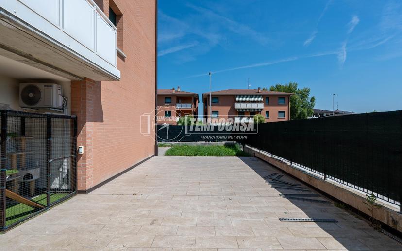 Bilocale in Via degli Azzarri 3/4, Reggio nell'Emilia — foto 2 di 5