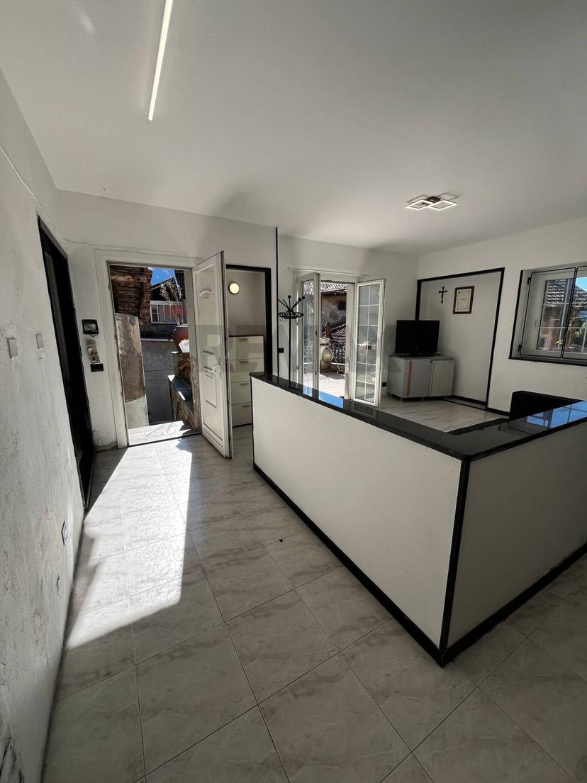 Casa indipendente, Montegrino Valtravaglia — foto 3 di 5