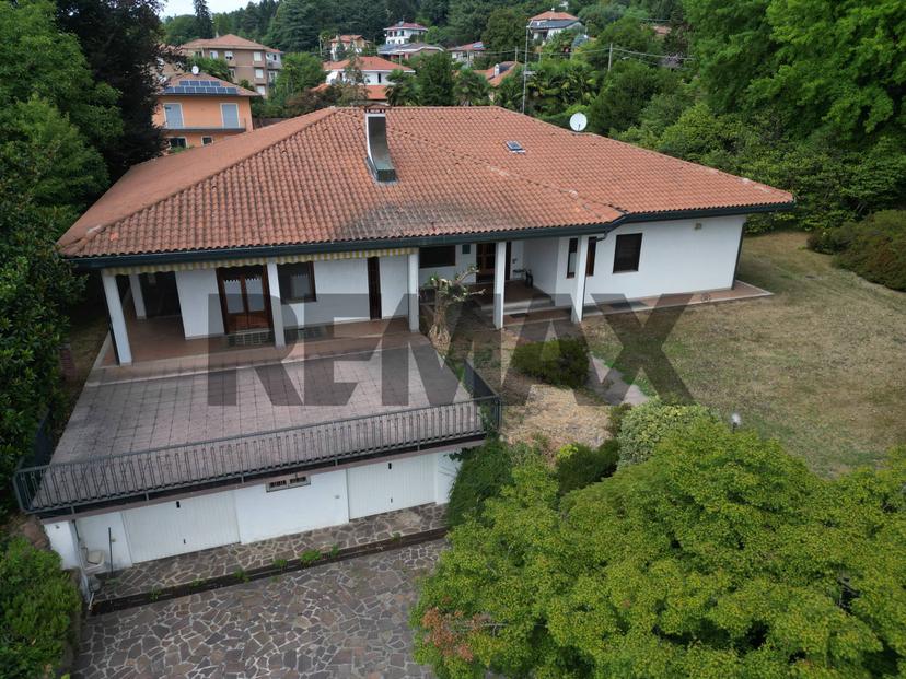 Villa in Via Diaz 2, Vergiate — foto 3 di 5
