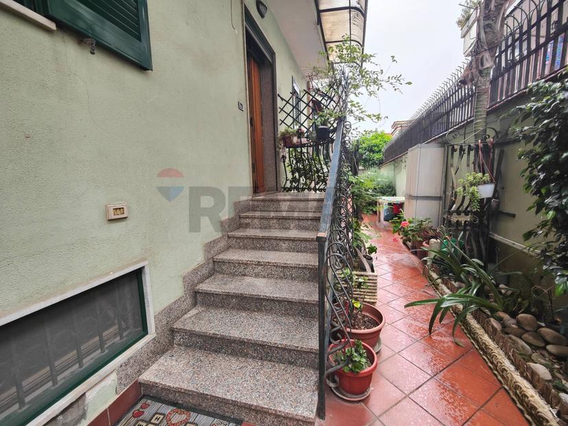 Villa in Via Don Luigi Sturzo 25, Arzano — foto 4 di 5