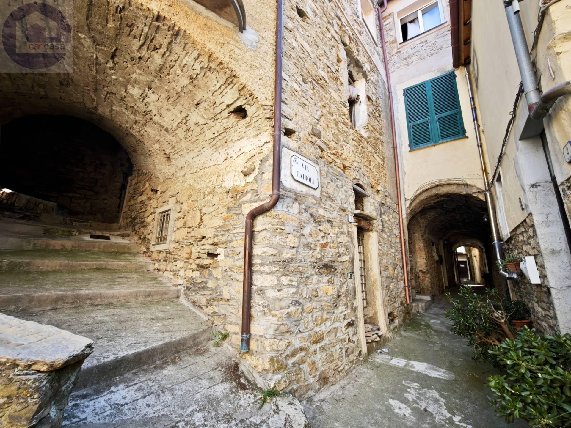 Quadrilocale in Via Cairoli 1, Dolcedo