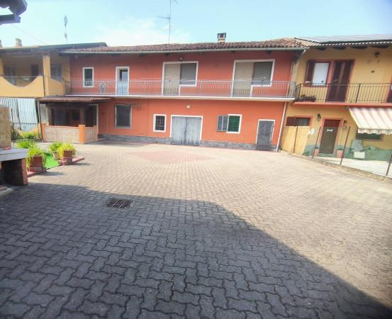 Villa, Crescentino