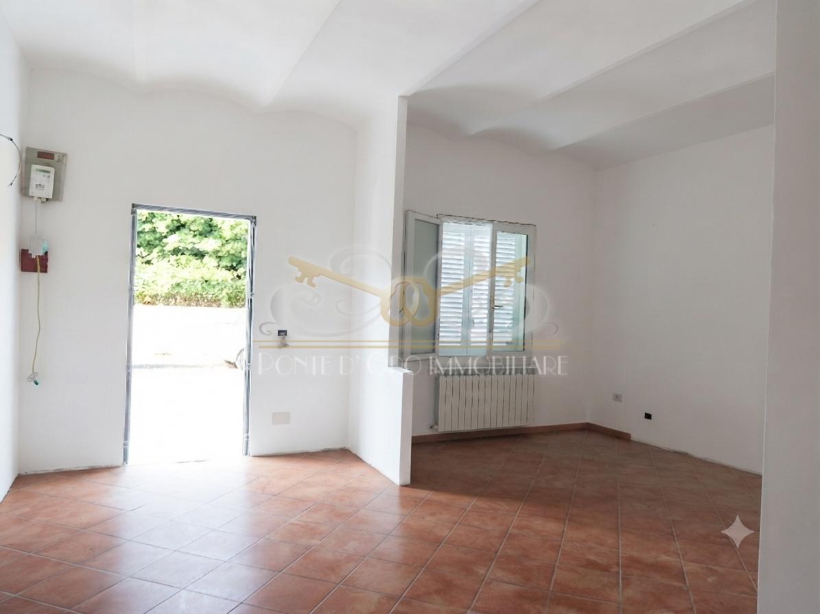 Terratetto in .Bixio 56017, San Giuliano Terme