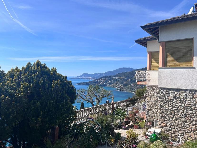 Casa indipendente in Località Peidaigo, 15, Ventimiglia — foto 4 di 5