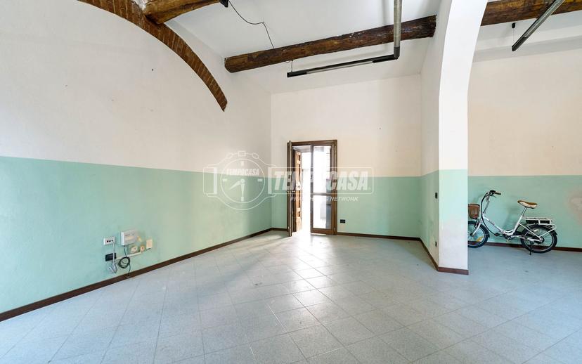 Appartamento in Piazza San Michele, Cremona