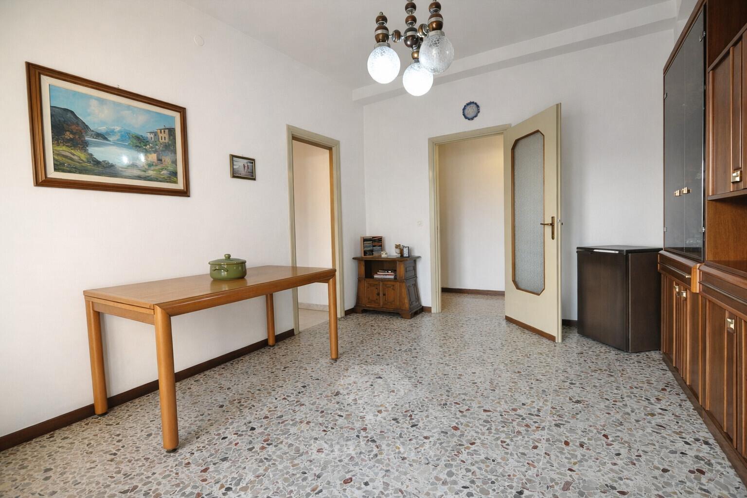 Trilocale in Via Villaggio Ignis 141, Travedona-Monate