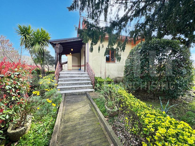 Villa in Via Starza Snc, Castel di Sasso — foto 2 di 5