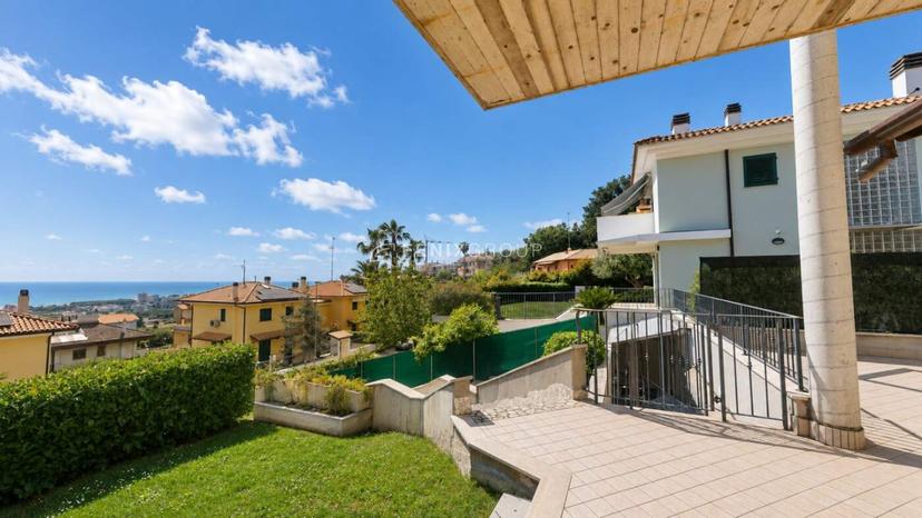 Villa unifamiliare in Via Miramare 2, San Benedetto del Tronto — foto 2 di 5