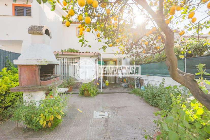Casa indipendente in Viale Benedetto Marini, Cerveteri — foto 2 di 5