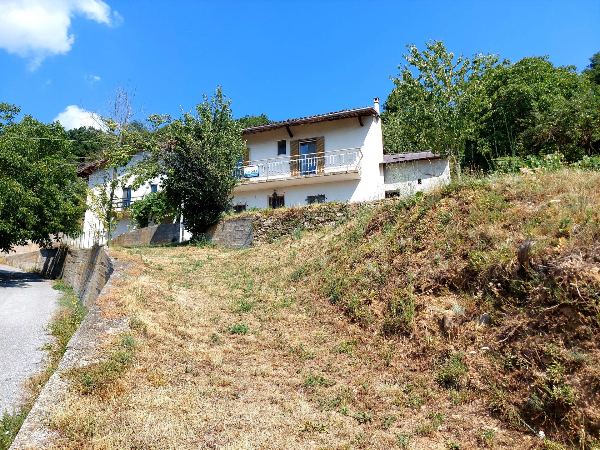Casa indipendente in Via Porenca 12, Garessio