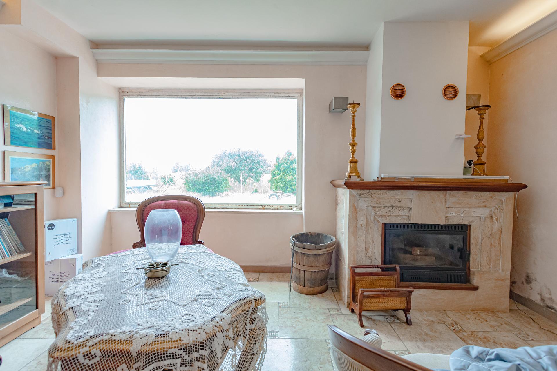 Casale in Via Pantanelle 38, Aprilia