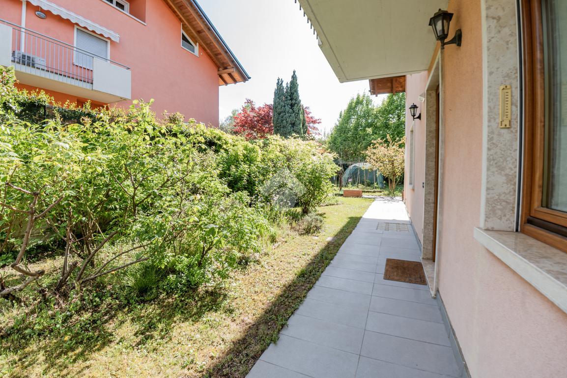 Villa in Via della RozòLa, Trento