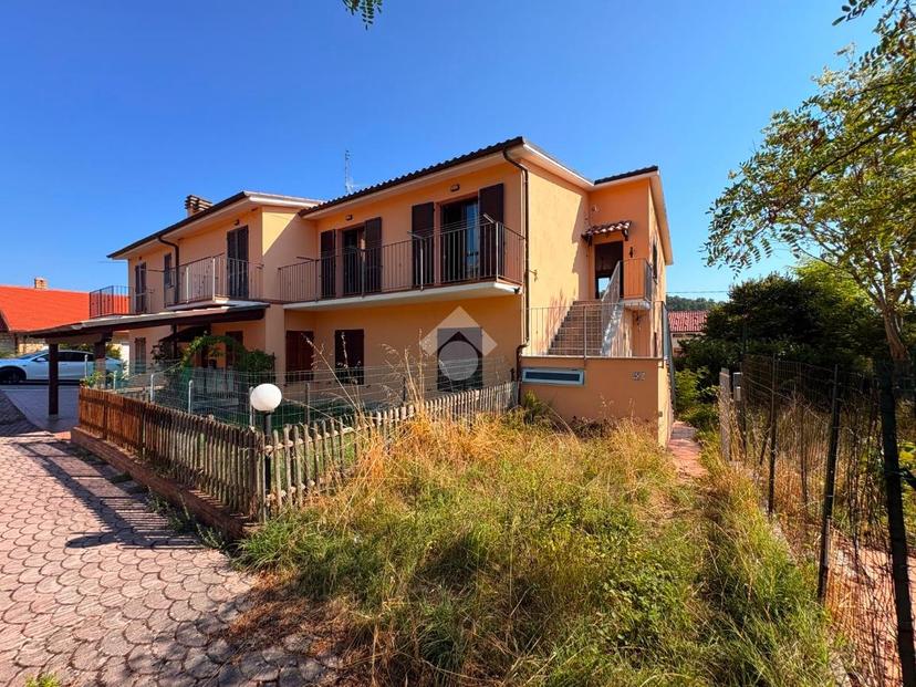Quadrilocale in Monterosso Stazione, Sassoferrato