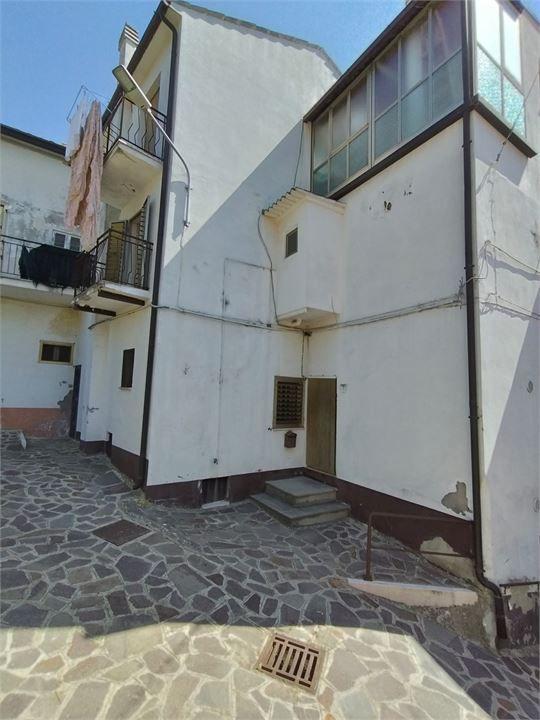 Villa in Via Fratelli Spaventa, Tornareccio