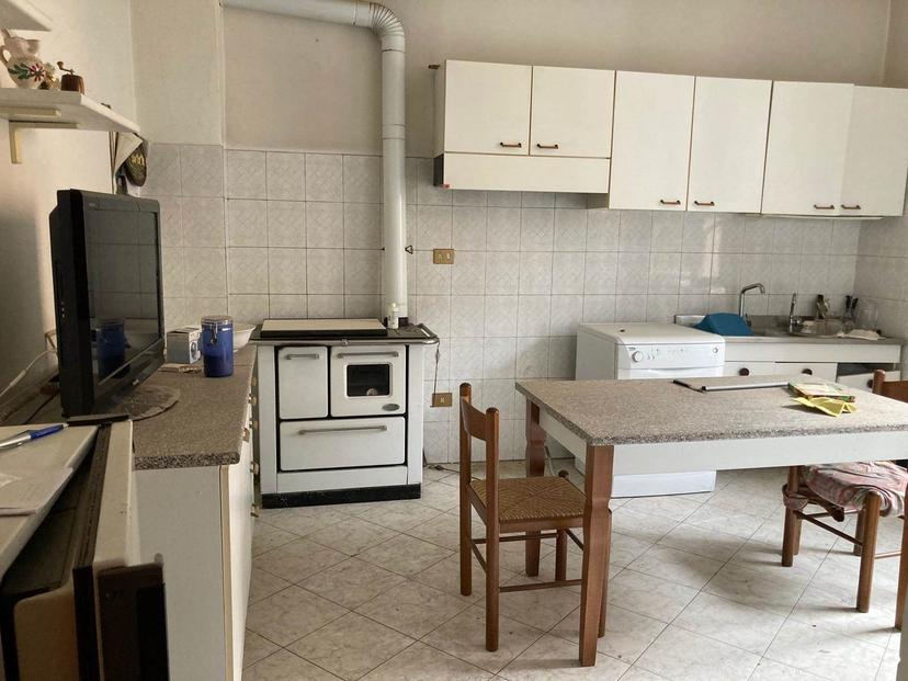 Appartamento in Borgo Vittorio Emanuele, Castiglione d'Orcia — foto 4 di 5