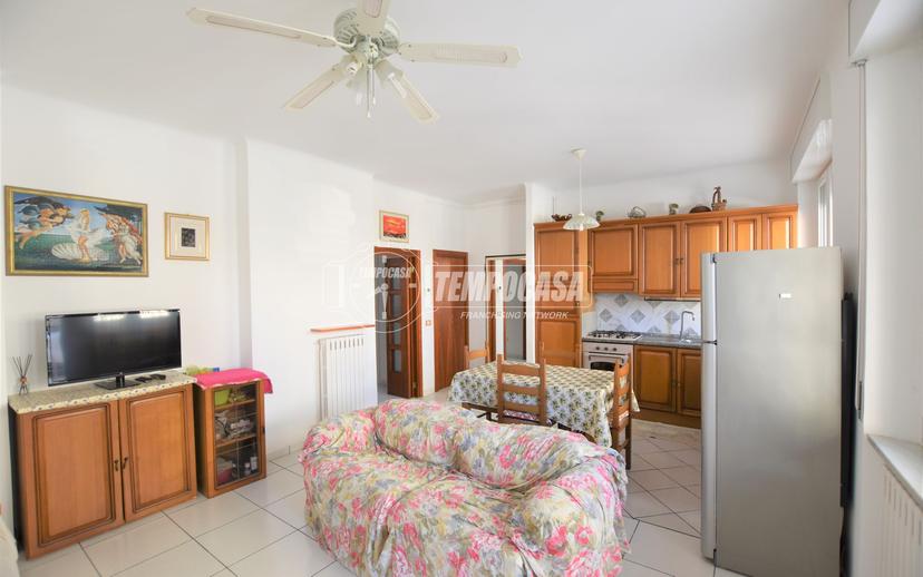 Trilocale in Via Gaetano Properzi 274, Porto San Giorgio — foto 2 di 5