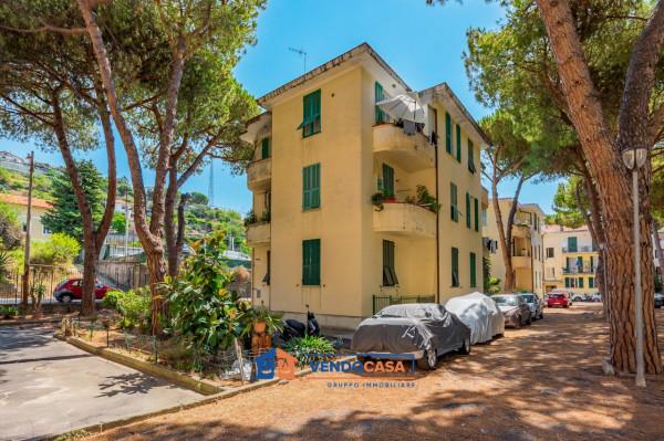 Bilocale in Strada Borgo Tinasso 97, Sanremo