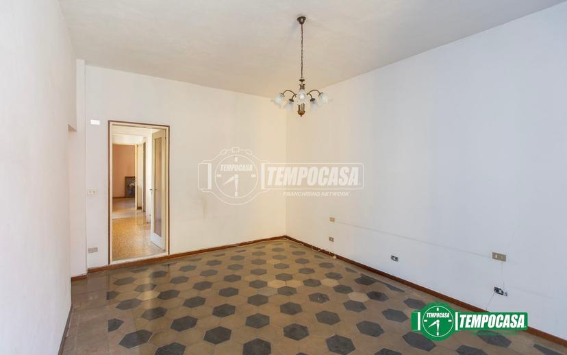 Trilocale in Via Pozzolo 19/21, Oleggio — foto 4 di 5