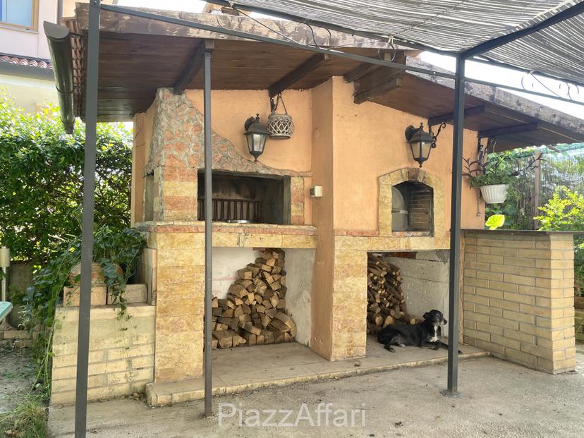 Casa indipendente in Via Veneto, Campolongo Maggiore — foto 4 di 5