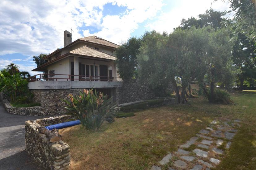 Villa in Regione Stanchere 17, Albenga