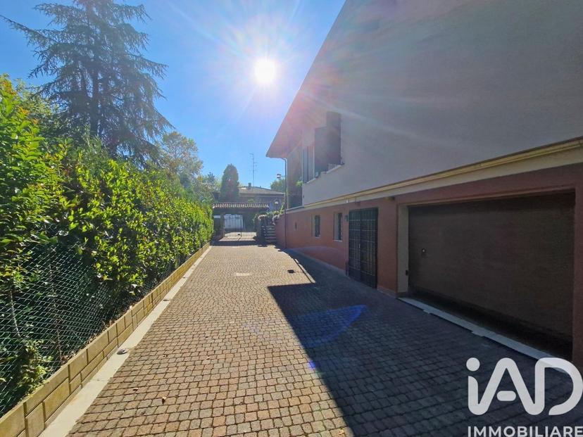 Villa in Via Paolo Bentivoglio, Modena