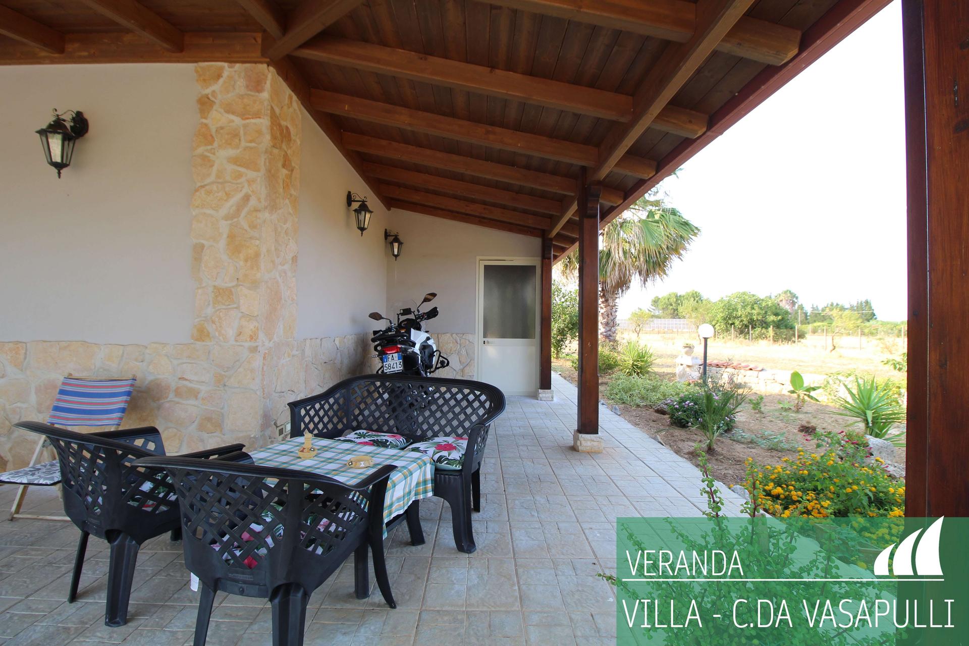 Villa unifamiliare in C.da Vasapulli Snc, Mesagne