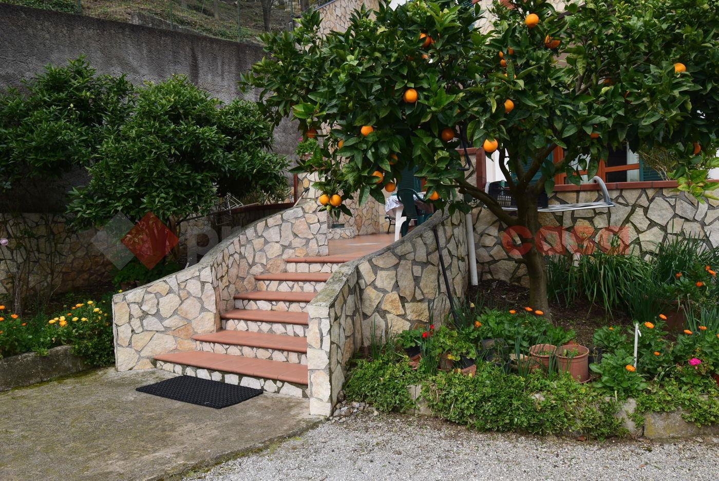 Casa indipendente in Via Corticelle 38/1, Mercato San Severino