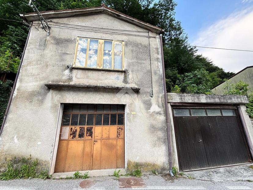 Casa indipendente in Via Stazio 11, Valbrenta — foto 2 di 5