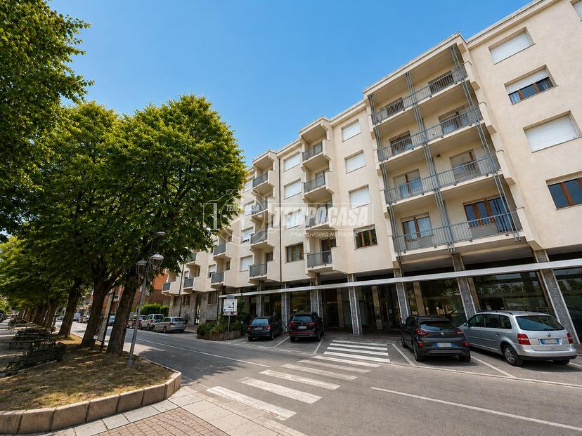 Trilocale in Corso Emanuele Filiberto 30, Fossano — foto 3 di 5