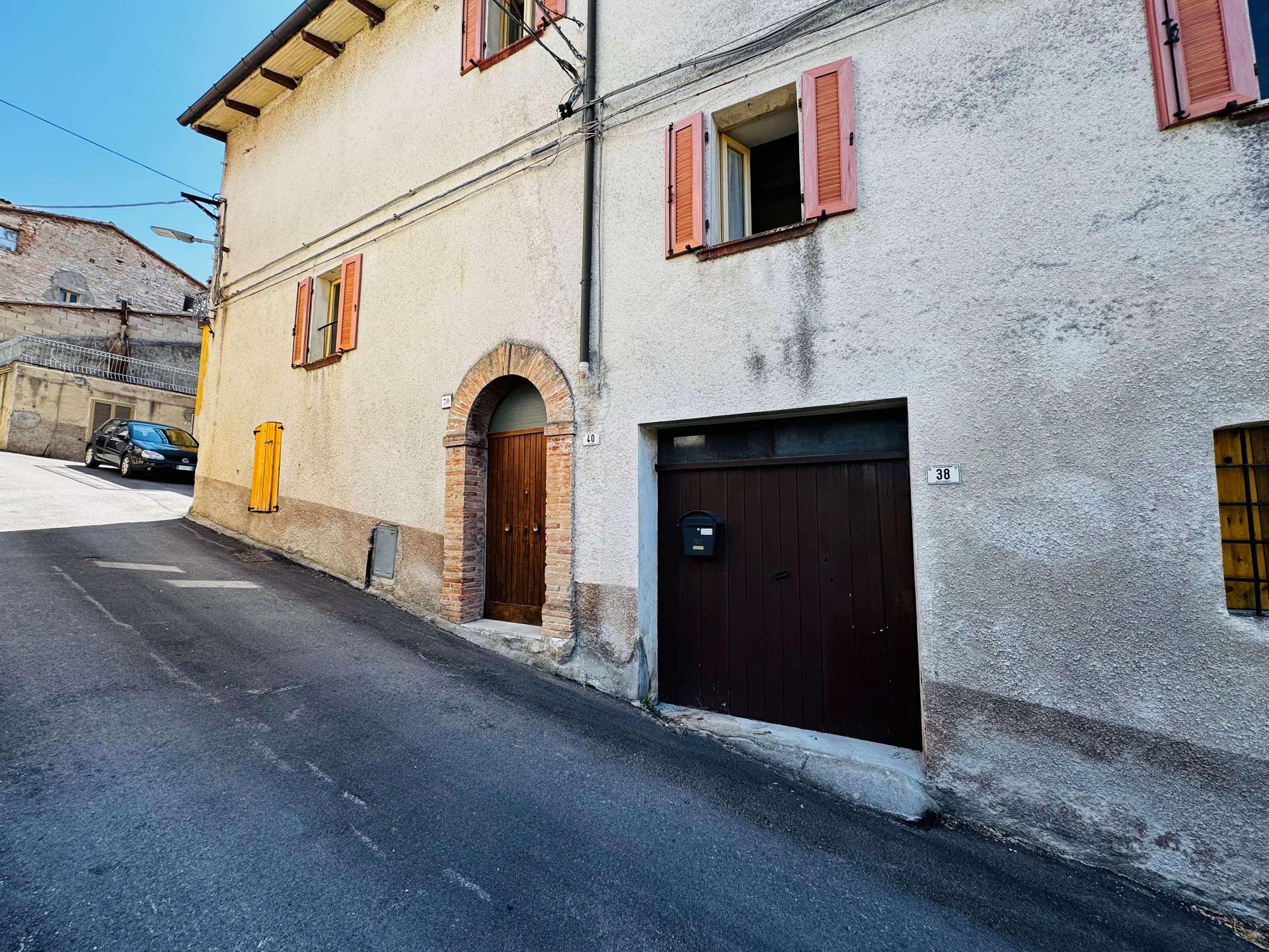 Villa in Frazione Palazzo Mancinelli 70, Gualdo Tadino