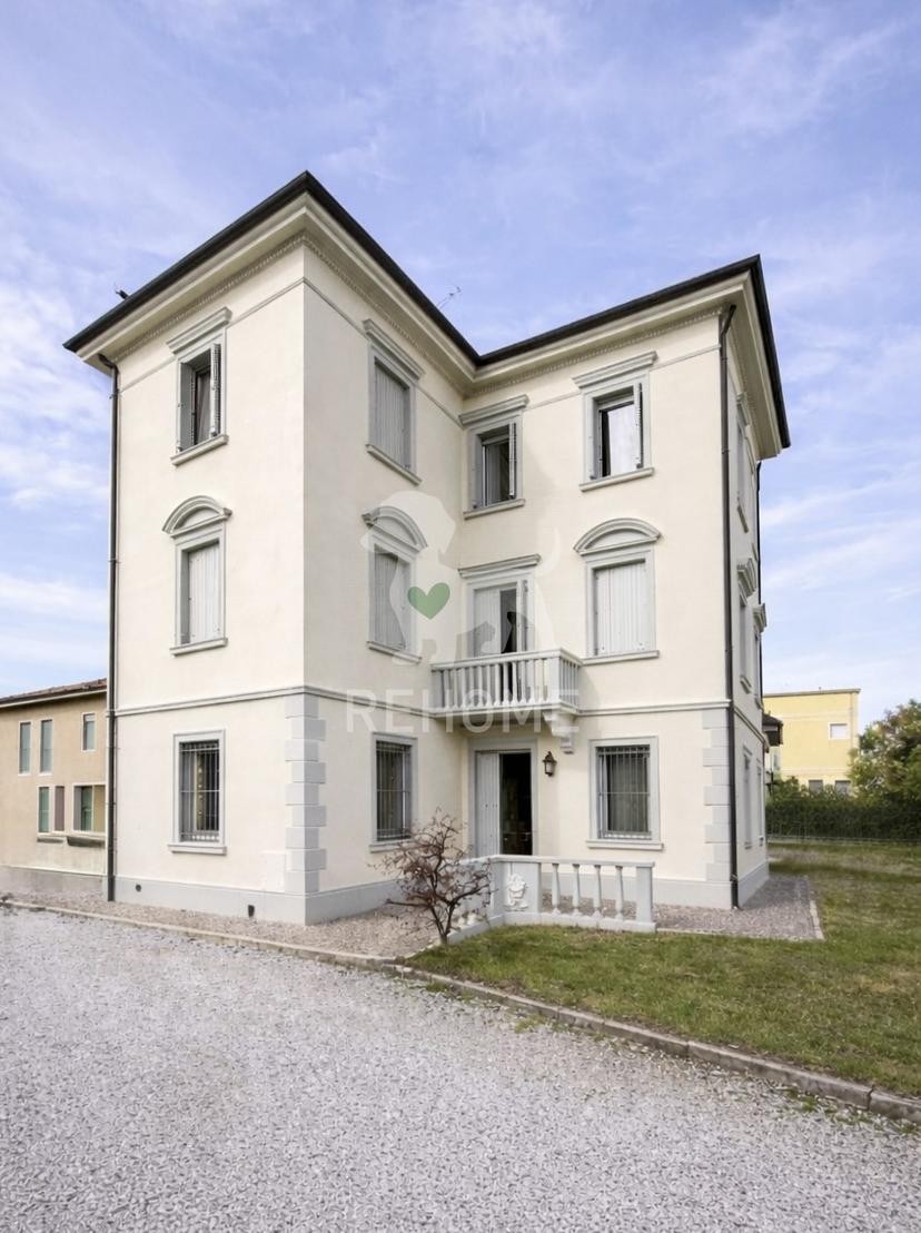 Villa in Via Lignano, 14, Pozzuolo del Friuli — foto 3 di 5