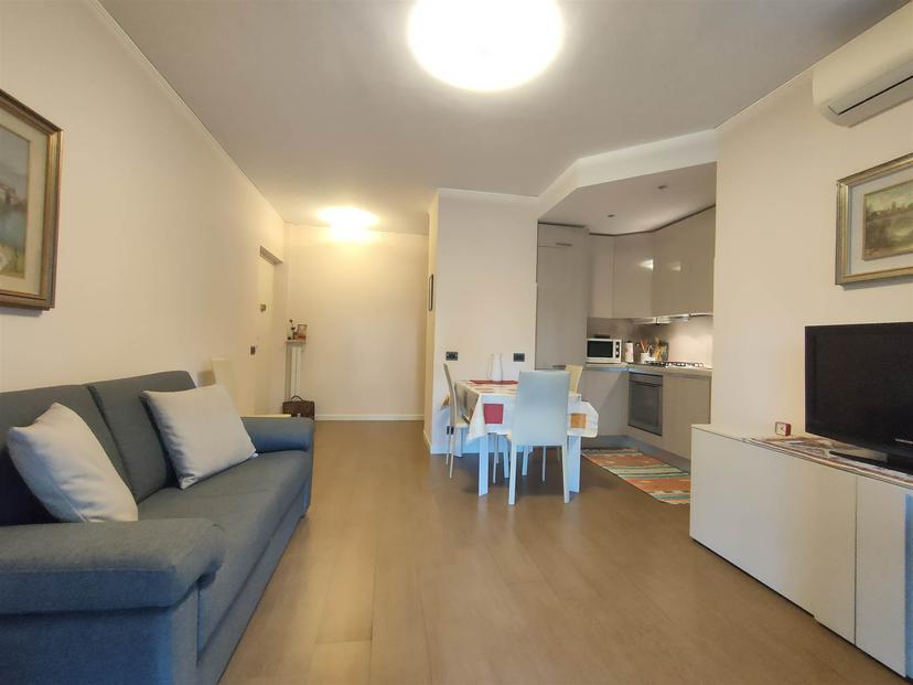 Trilocale in Via E. Duse, Verona