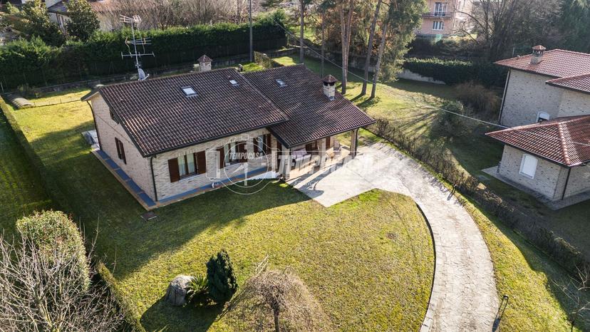 Villa in Via Luigi Cadorna 61, Cremella — foto 3 di 5