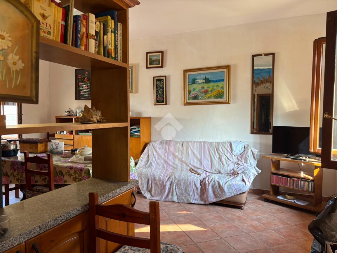 Casa indipendente in Frazione Localita' Santa Margherita 7, Belgioioso