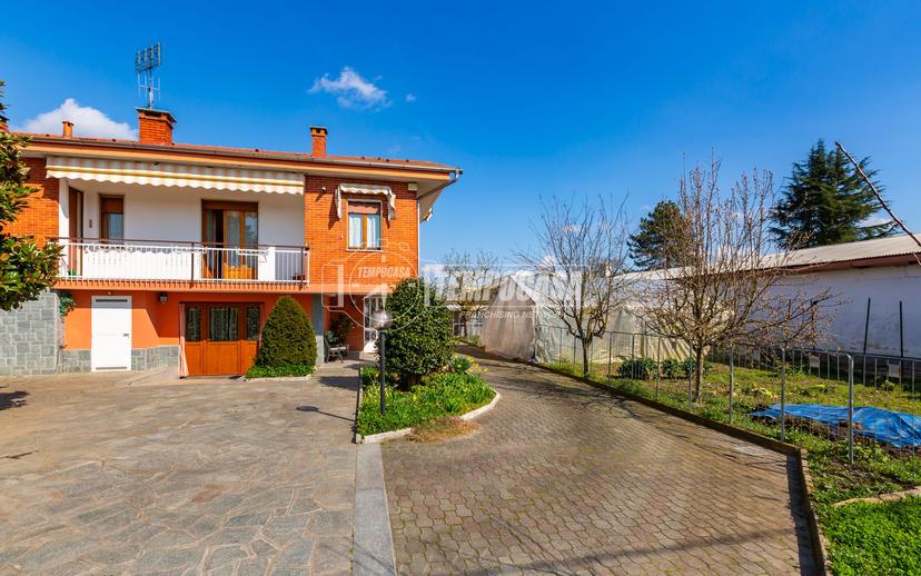 Casa indipendente in Via Marie Curie, Chivasso — foto 2 di 5