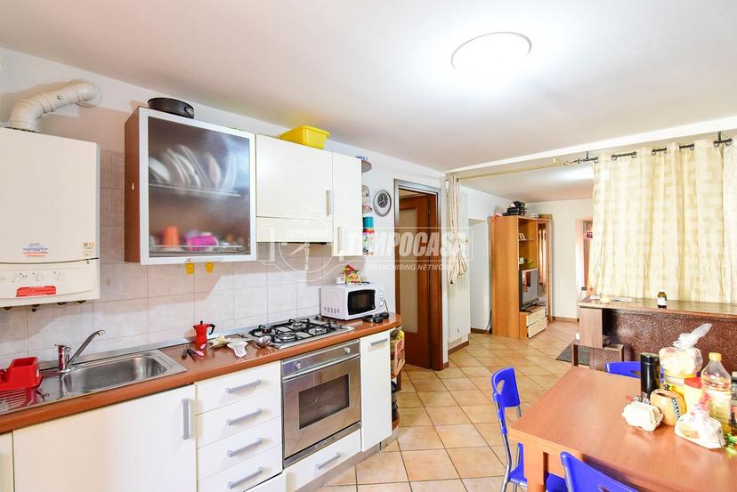 Casa indipendente in Via Risorgimento, Valbrona — foto 4 di 5